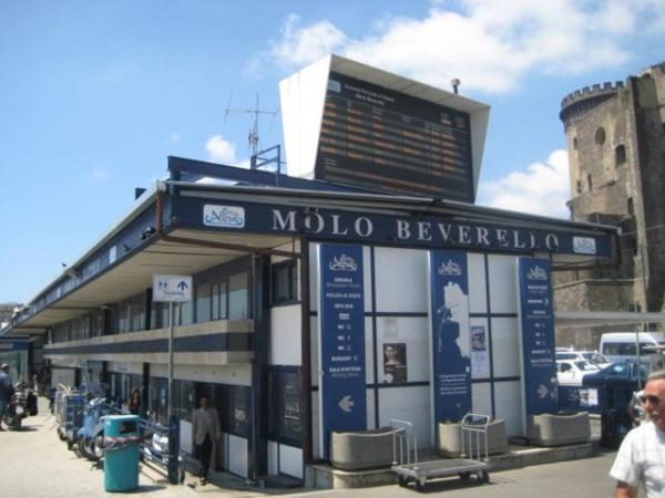 Hotel Yacht Club Angioino Nápoles Exterior foto