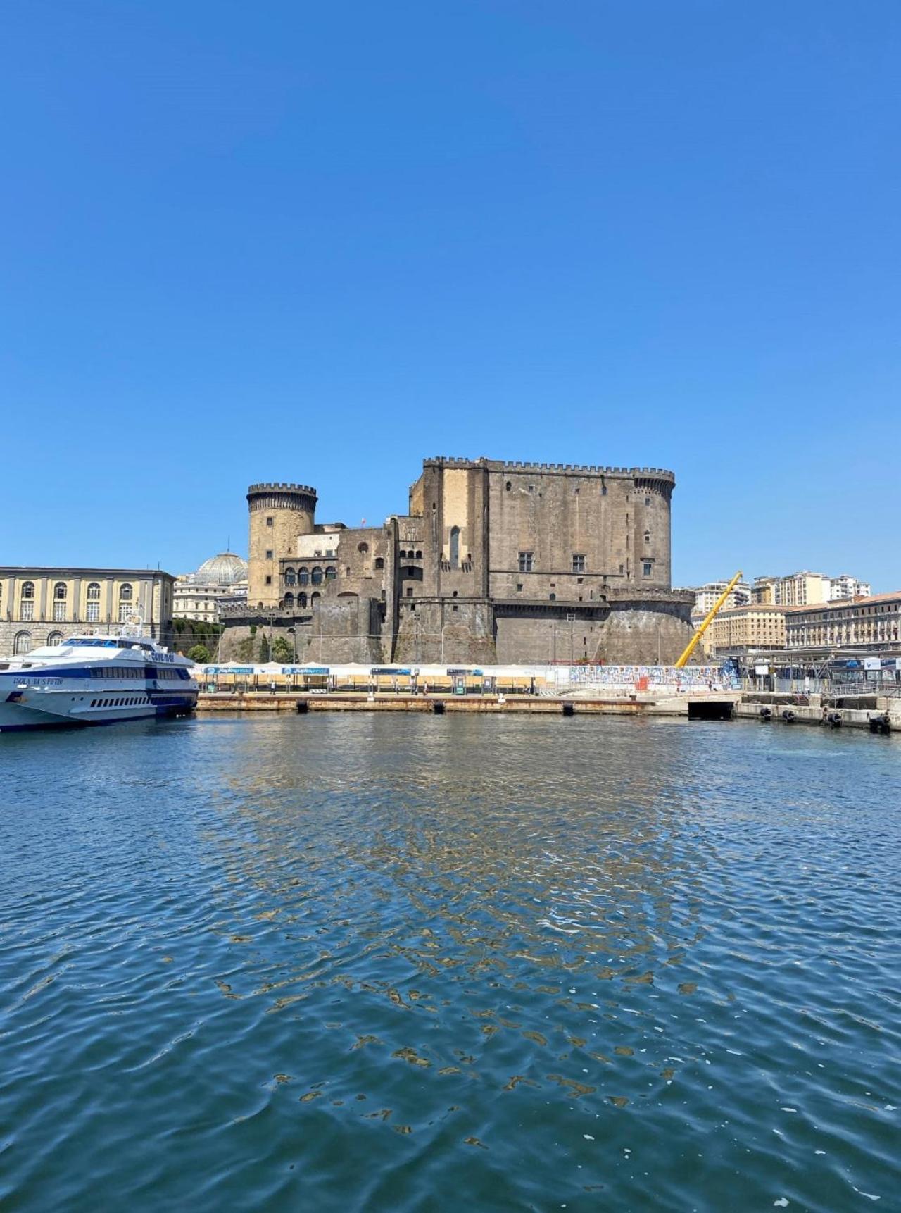 Hotel Yacht Club Angioino Nápoles Exterior foto
